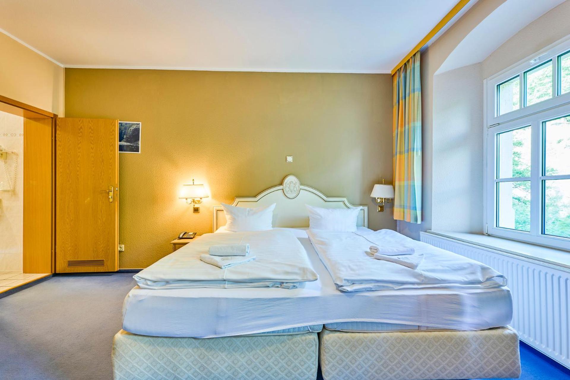 Hotel Bodeblick ทาเลอ ภายนอก รูปภาพ