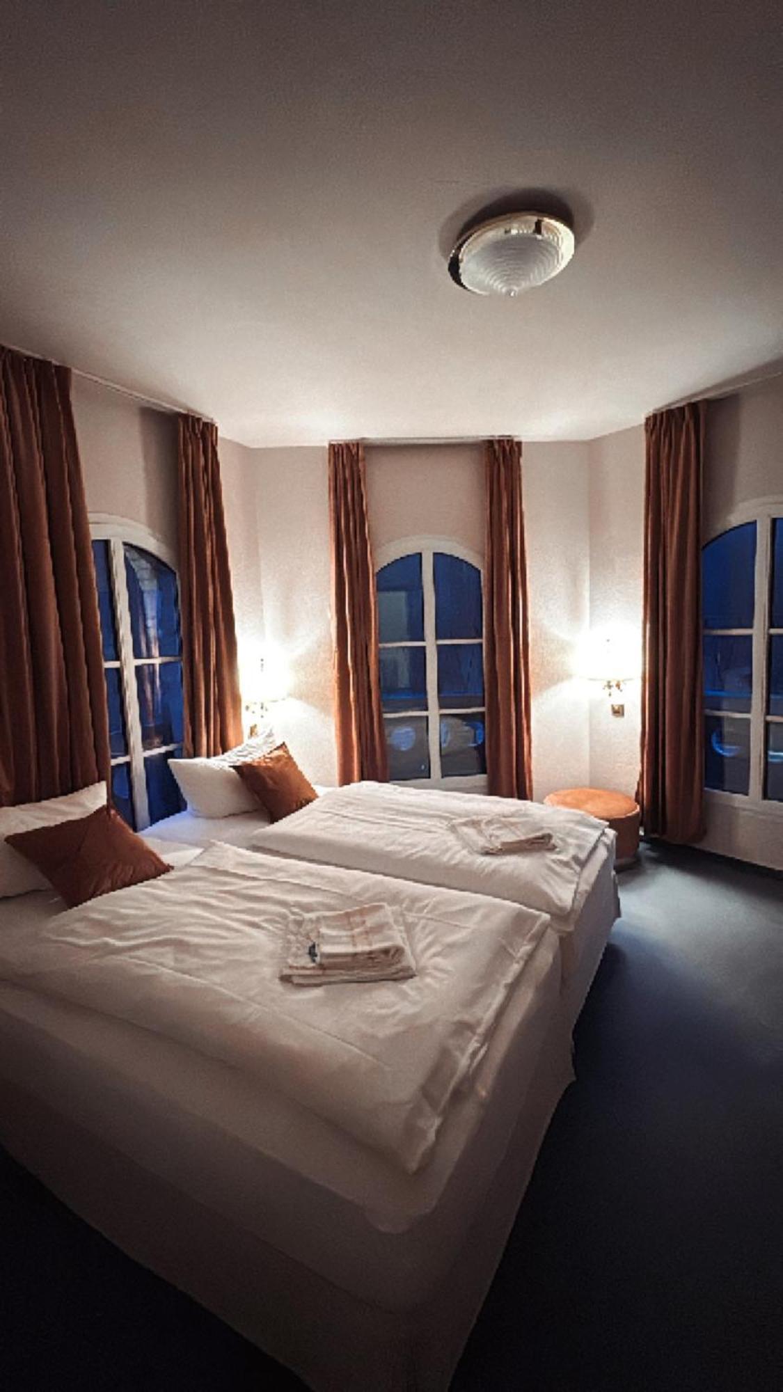 Hotel Bodeblick ทาเลอ ภายนอก รูปภาพ