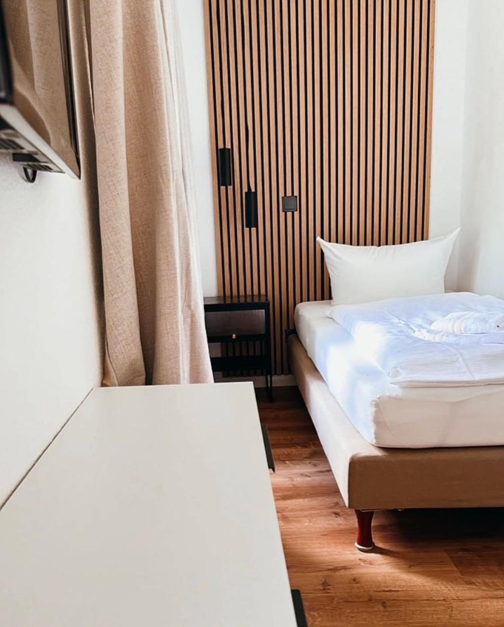 Hotel Bodeblick ทาเลอ ภายนอก รูปภาพ